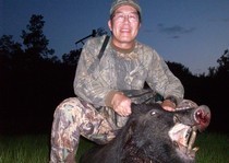 Hog hunting photo gallery from God's Country Outfitters. God’s Country Outfitters (GCO) is owned and operated by good country people that love to hunt Florida hog's just as much as you do.
